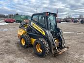 Thumbnail image New Holland L228 3