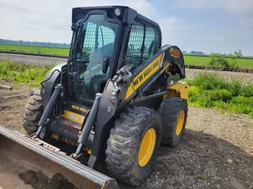 Main image New Holland L228