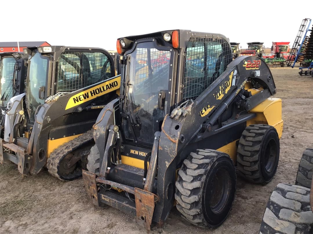 Image of New Holland L228 Primary image