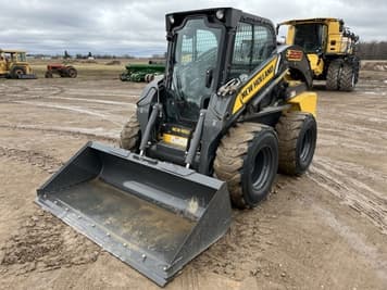 Main image New Holland L228