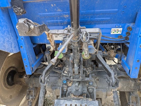 Image of New Holland PowerStar 75 equipment image 4