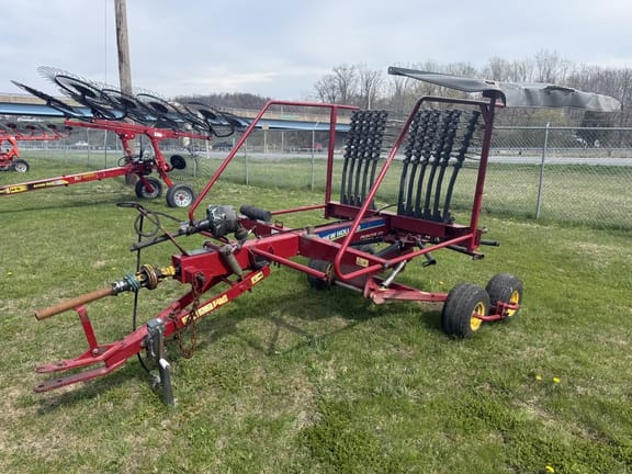 2016 New Holland ProRotor 3114 Equipment Image0