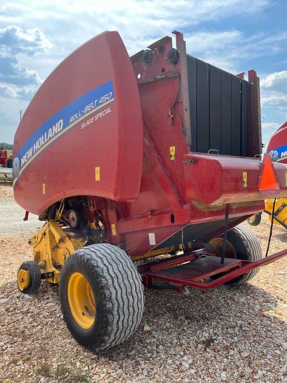 Image of New Holland RB450 equipment image 1