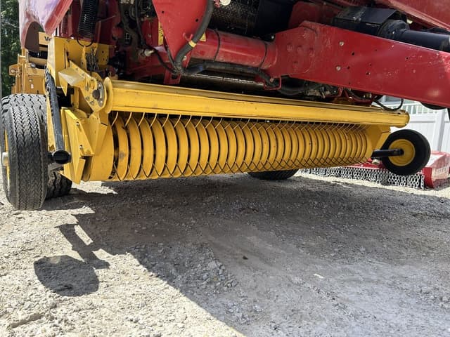 Image of New Holland RB560 equipment image 1