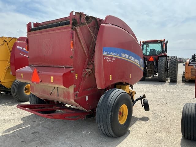 Image of New Holland RB560 equipment image 2