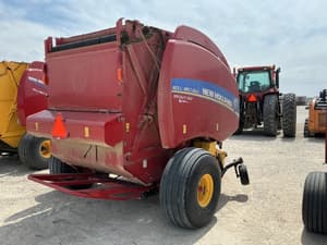 2016 New Holland RB560 Specialty Crop Image
