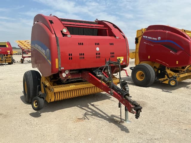 Image of New Holland RB560 equipment image 1