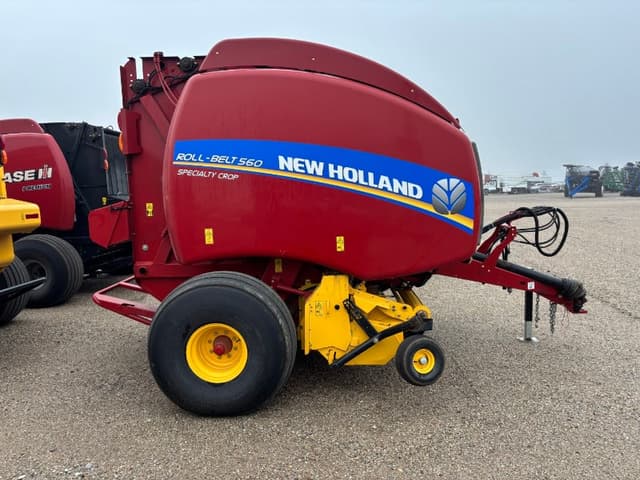 Image of New Holland RB560 Specialty Crop equipment image 3