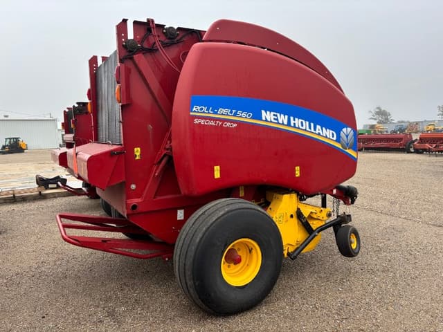 Image of New Holland RB560 Specialty Crop equipment image 4
