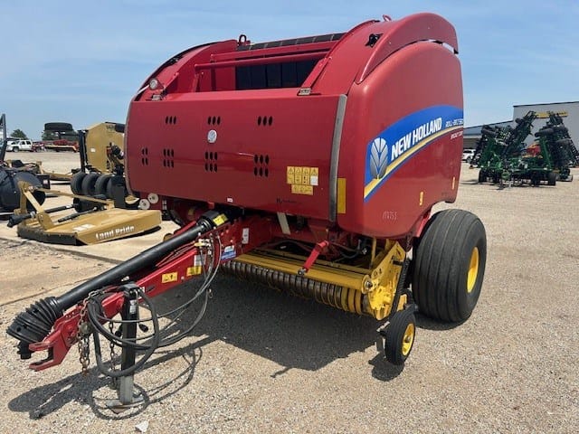 Main image New Holland RB560 Specialty Crop