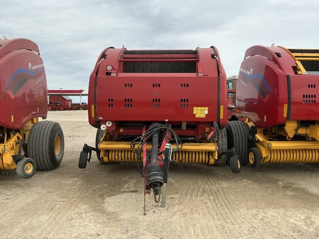 Image of New Holland RB560 equipment image 1