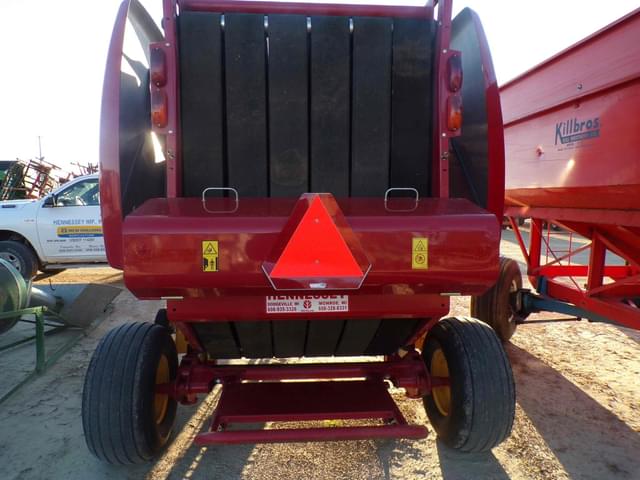 Image of New Holland RB450 equipment image 4