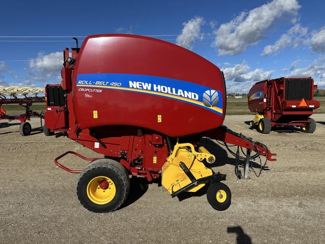 Image of New Holland RB450 CropCutter equipment image 1