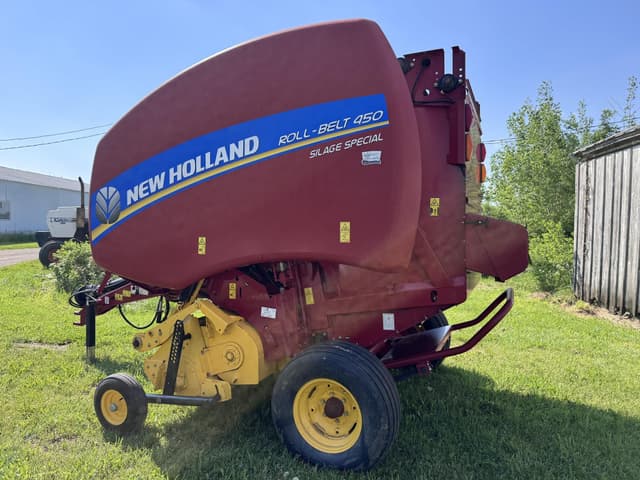Image of New Holland RB450 equipment image 3