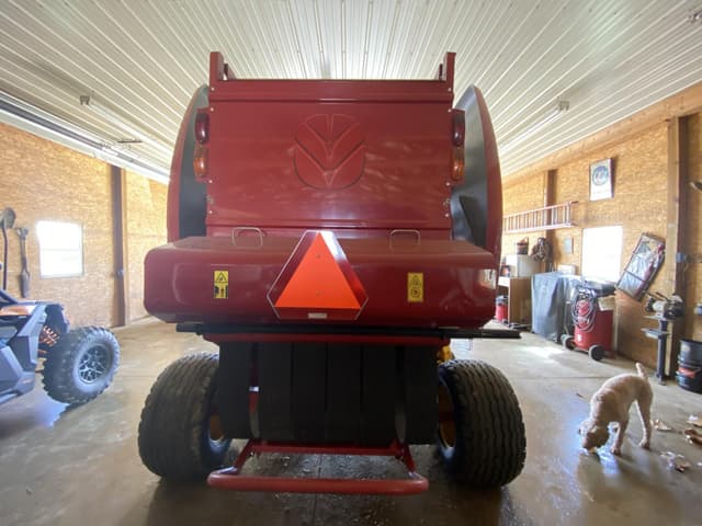 Image of New Holland RB450 equipment image 2