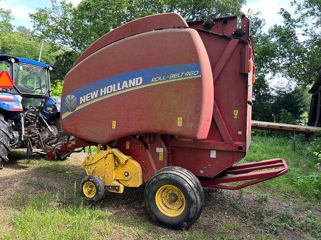 Image of New Holland 460 equipment image 2