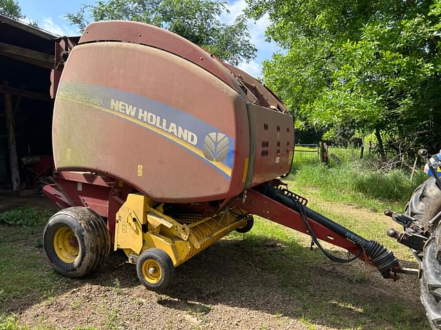 Image of New Holland 460 equipment image 1