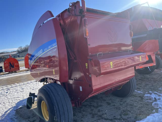 Image of New Holland RB560 Specialty Crop equipment image 4