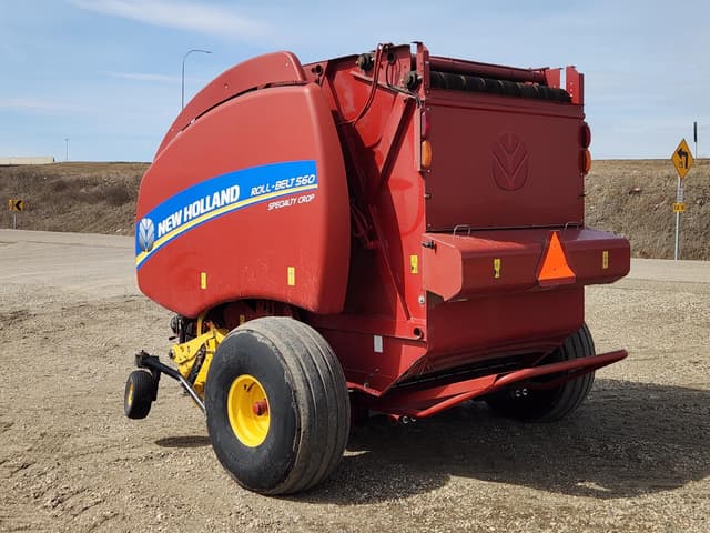 Image of New Holland RB560 equipment image 2