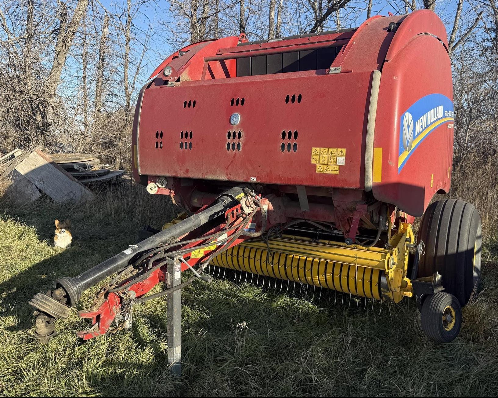 Main image New Holland RB560