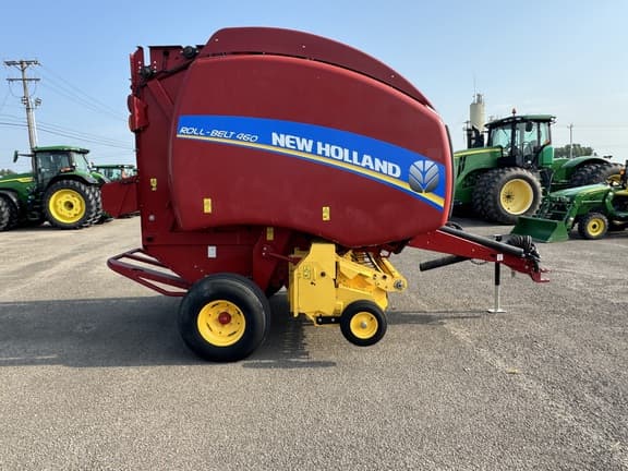 Image of New Holland RB460 equipment image 2