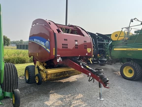 Image of New Holland RB460 Silage Special equipment image 2
