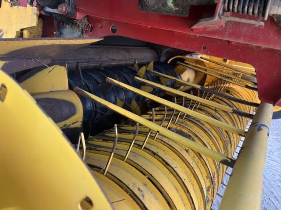 Image of New Holland RB460 Silage Special equipment image 4