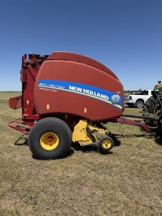 2016 New Holland RB560 Specialty Crop Equipment Image0