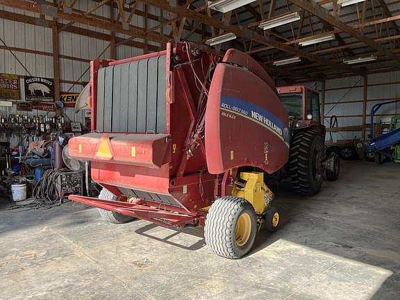 Image of New Holland RB560 Bale Slice equipment image 2