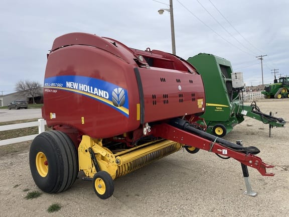2016 New Holland RB560 Specialty Crop Equipment Image0