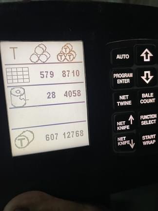 Image of New Holland RB560 Specialty Crop equipment image 3