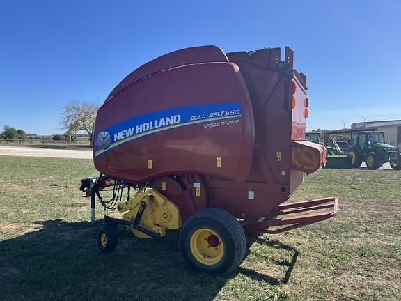 Image of New Holland RB560 Specialty Crop equipment image 4