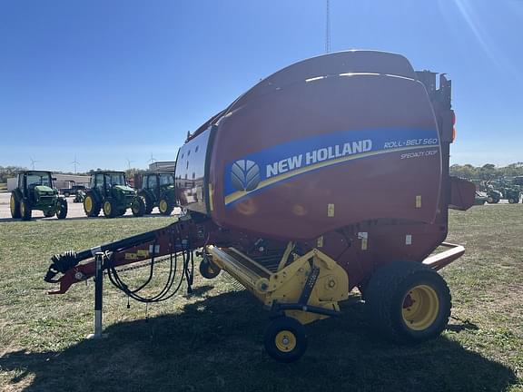 Image of New Holland RB560 Specialty Crop equipment image 2