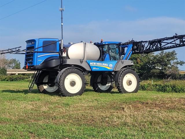 Image of New Holland SP.400F equipment image 1