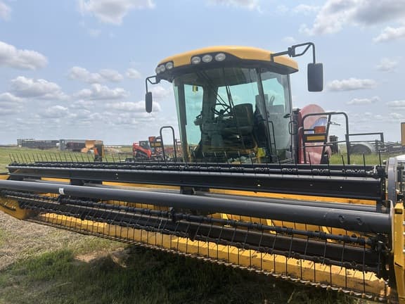 Image of New Holland Speedrower 160 equipment image 4