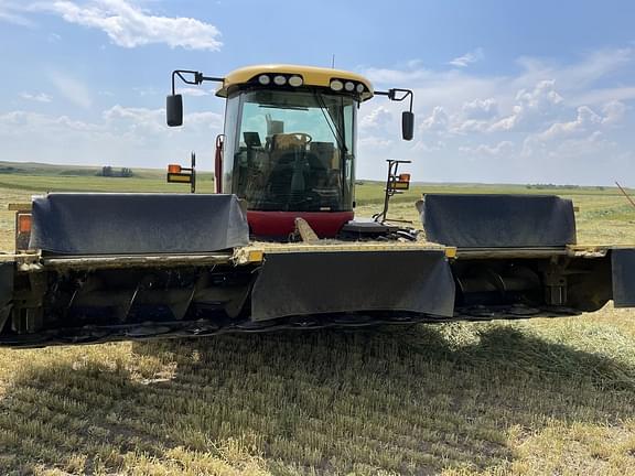 Image of New Holland Speedrower 260 equipment image 2