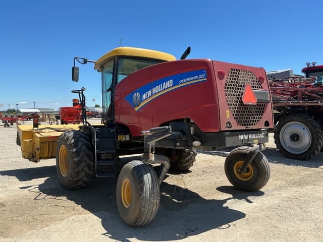Image of New Holland Speedrower 220 equipment image 3