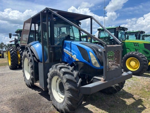2016 New Holland T5.110 Equipment Image0