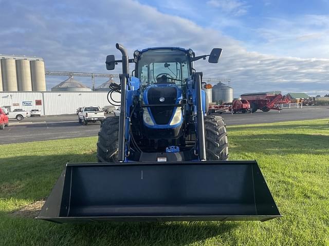 Image of New Holland T5.110 equipment image 4