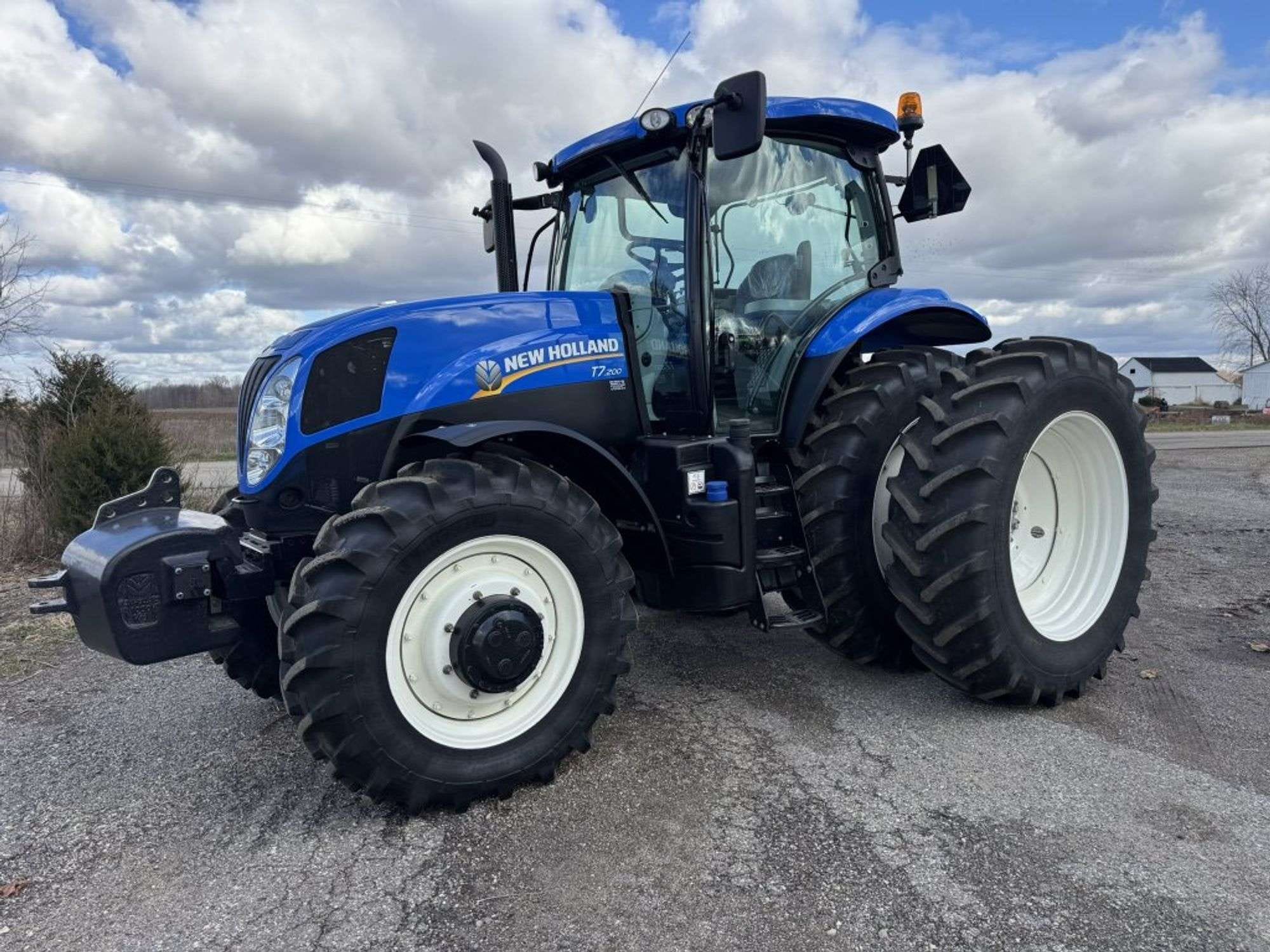 2016 New Holland T7.200 Equipment Image0