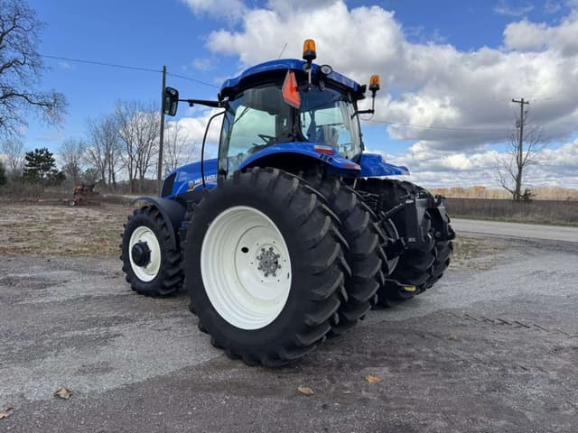 Image of New Holland T7.200 equipment image 3