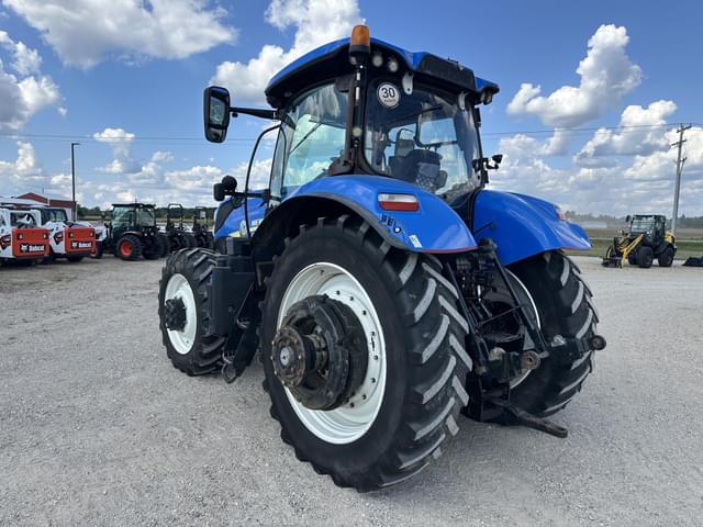 Image of New Holland T7.270 equipment image 2