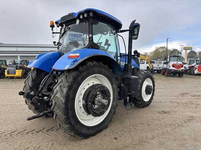 Image of New Holland T7.270 equipment image 2