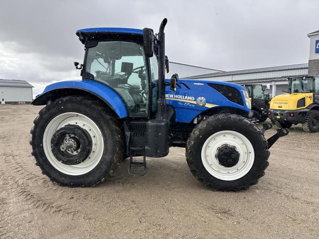 Image of New Holland T7.270 equipment image 1