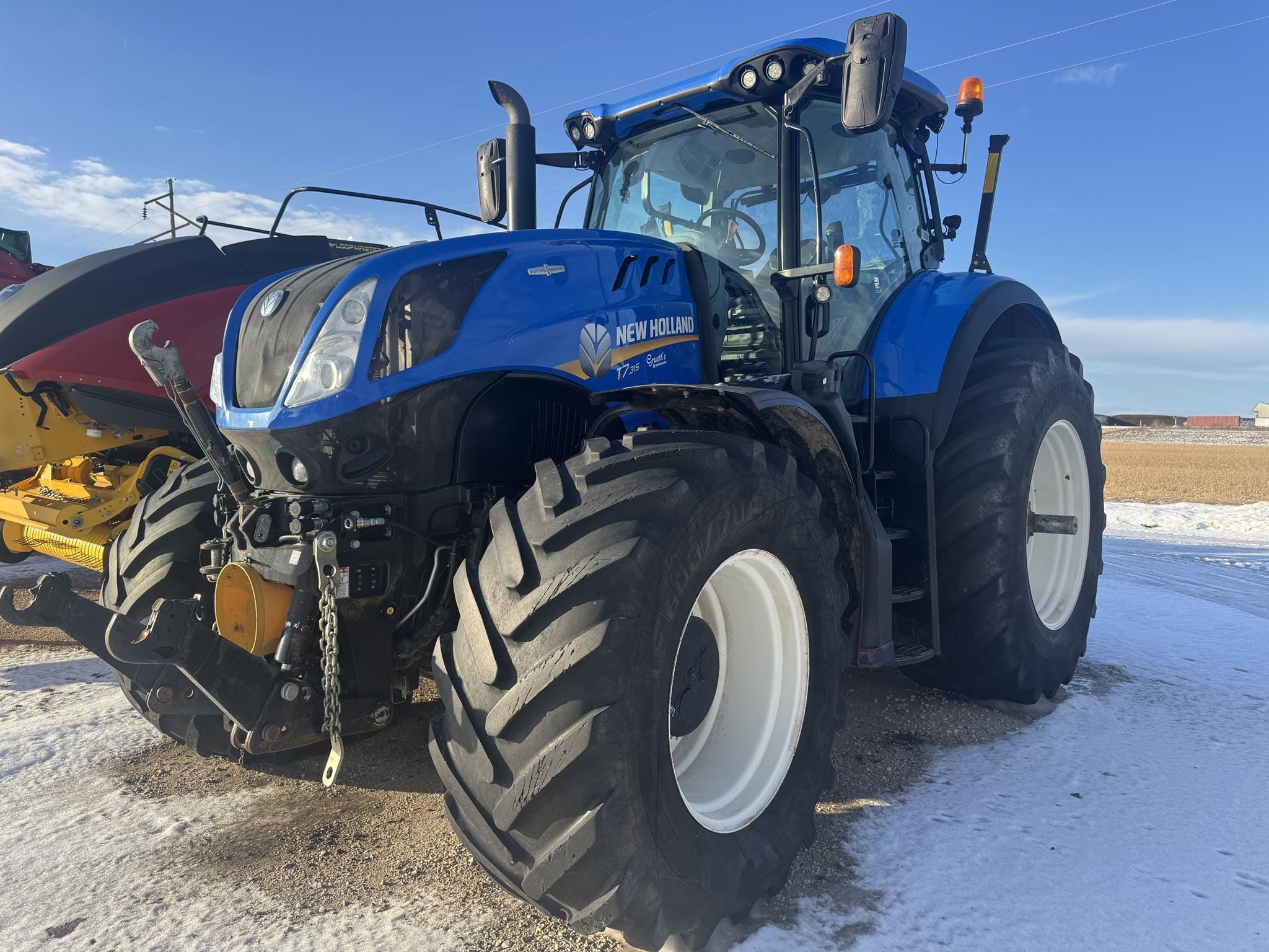 2016 New Holland T7.315 Equipment Image0