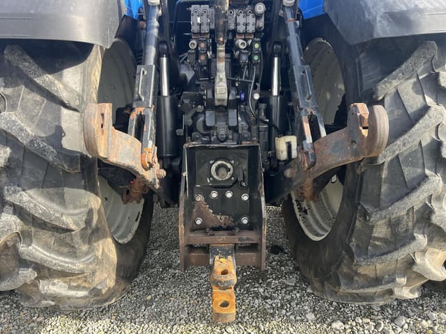 Image of New Holland T7.315 equipment image 3