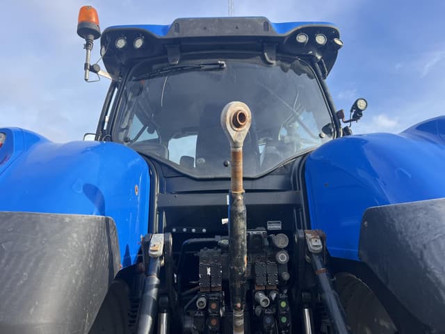 Image of New Holland T7.315 equipment image 4