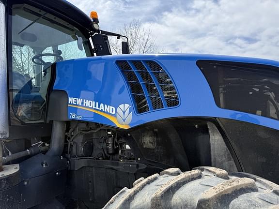 Image of New Holland T8.320 equipment image 1