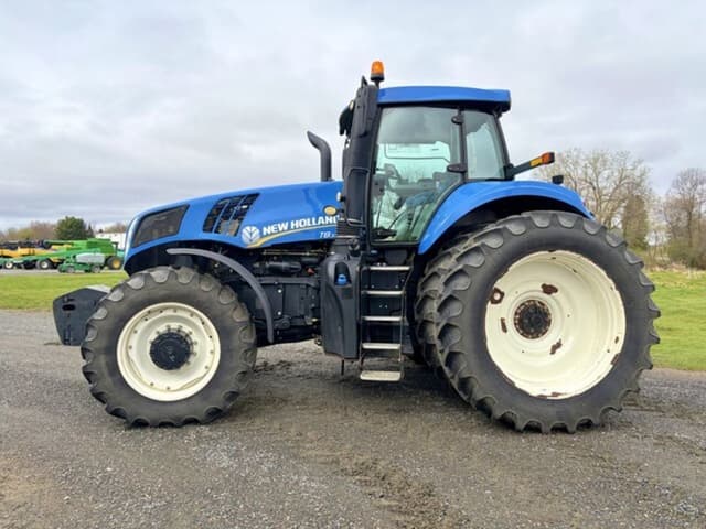 Image of New Holland T8.320 equipment image 2
