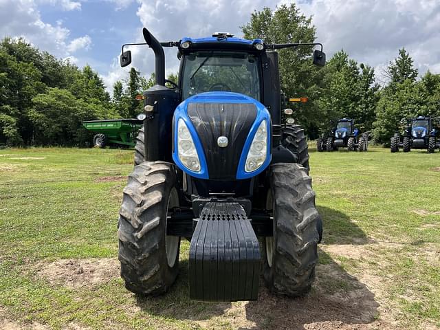 Image of New Holland T8.350 equipment image 4